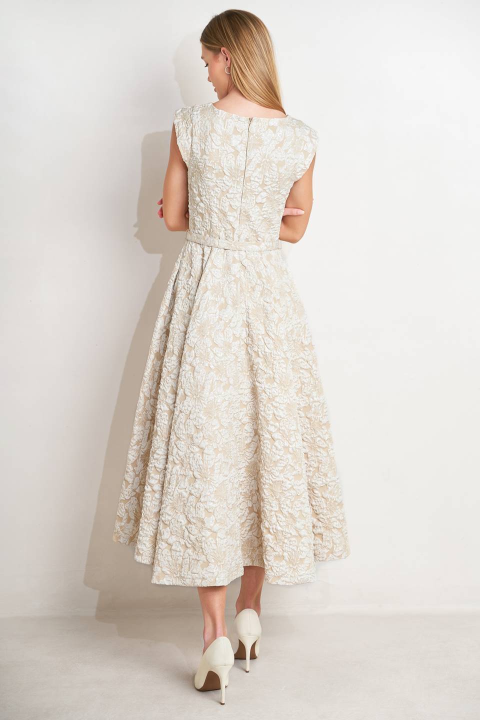 [PREORDER] STATEMENT IN IVORY WOVEN MIDI DRESS